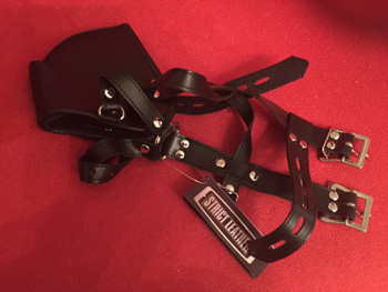 Strict leather face harness
