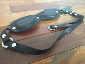 Productinformatie - Strict Leather gewatteerde blinddoek
