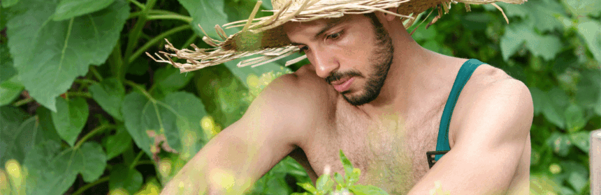 Femdom fantasie: De tuinman - een onverwacht ochtendspel